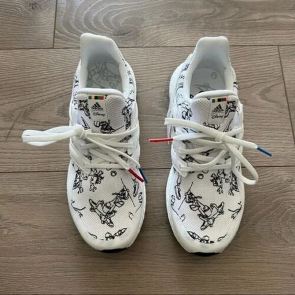 Adidas. Ultraboost DNA x Disney. Sport Goofy - Picture 2 of 2